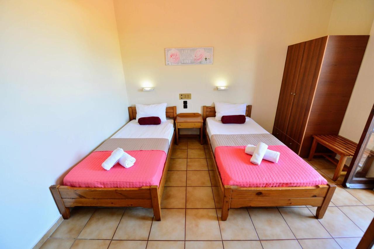 Vergas Hotel Malia エクステリア 写真