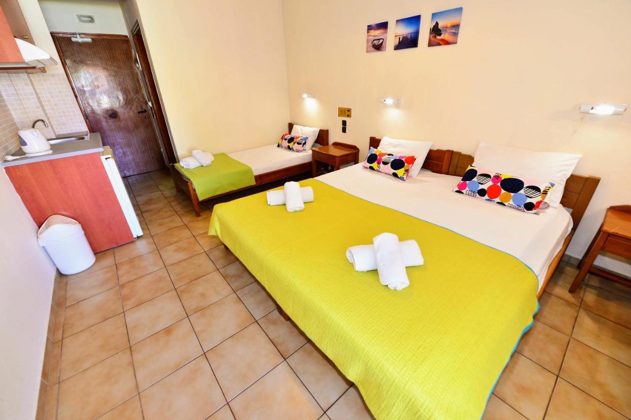 Vergas Hotel Malia エクステリア 写真