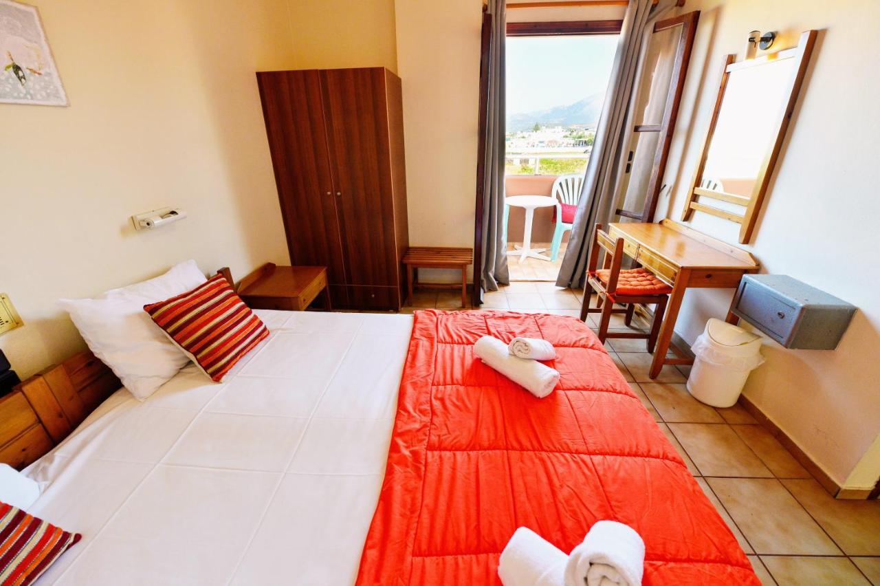 Vergas Hotel Malia エクステリア 写真