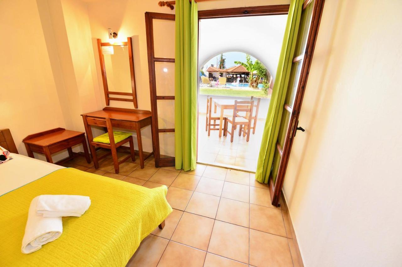Vergas Hotel Malia エクステリア 写真