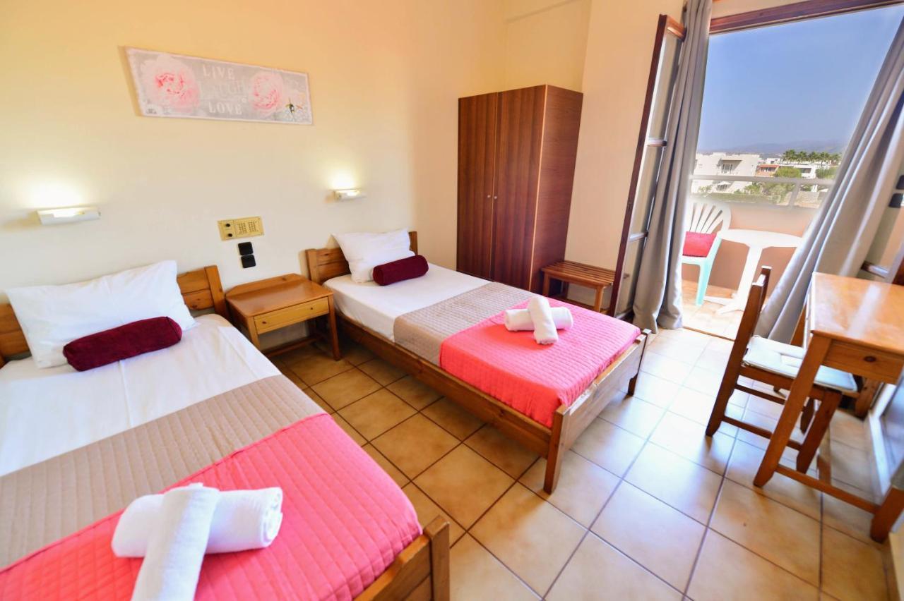 Vergas Hotel Malia エクステリア 写真